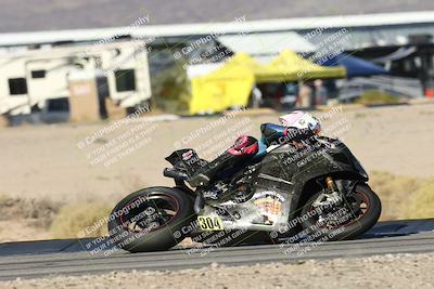 media/Nov-02-2025-CVMA (Sun) [[337aff29ab]]/Race 11-Amateur Supersport Open/